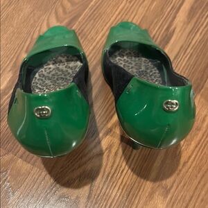 Authentic Gucci Green and Black Heels with Glossy Finish